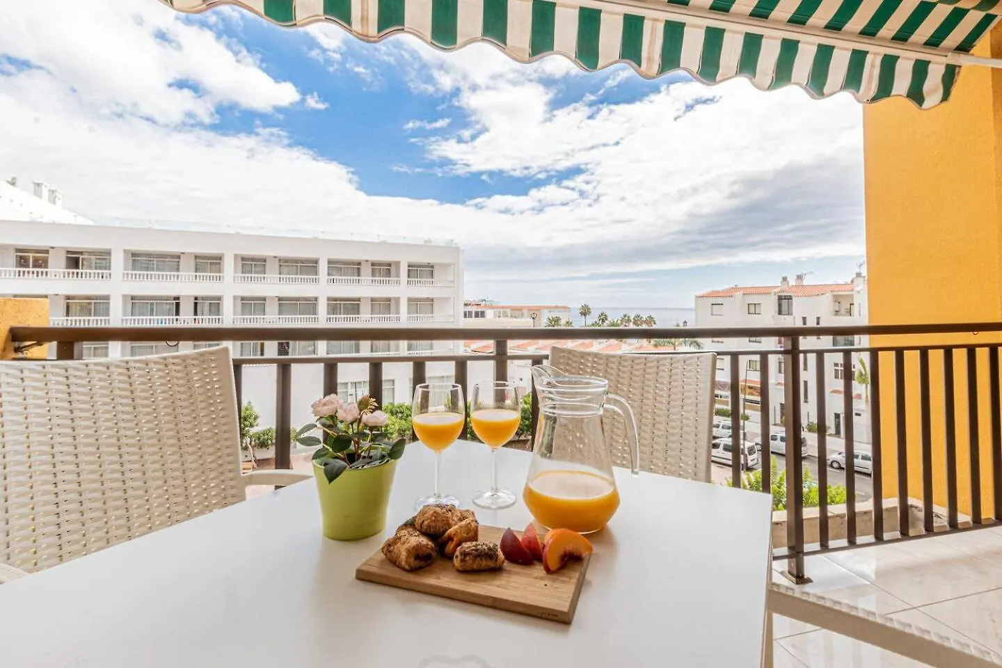 Cozy Oceanview Lago Apt By Dream Homes Tenerife Puerto de Santiago  0*, Puerto de Santiago (Tenerife) Spain